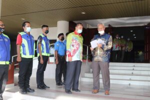 Majlis Perjumpaan YH. Dato' Mohd Zakaria bin Ibrahim, DIMP. Timbalan Setiausaha Kerajaan Pahang (Pengurusan) bersama Pegawai dan kakitangan Majlis Daerah Pekan.