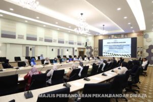 Sesi Perbincangan Antara Majlis Perbandaran Pekan Dan Peniaga Pusat Penjaja Perindustrian Peramu