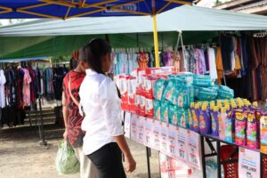 Program Jelajah Jualan Baby Makmur Di Pasar Pagi Di Simpang Kampung Pelak (Dun Pulau Manis)