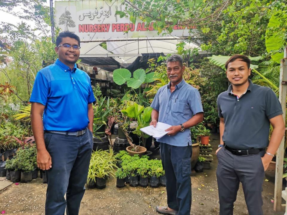 Lawatan Ke Nursery Tempatan Di Pekan