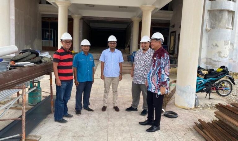 Lawatan Projek Naiktaraf Bangunan Pejabat Majlis Daerah Pekan