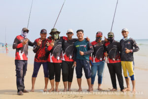 Pertandingan Cabaran Memancing Pantai Lagenda Pekan