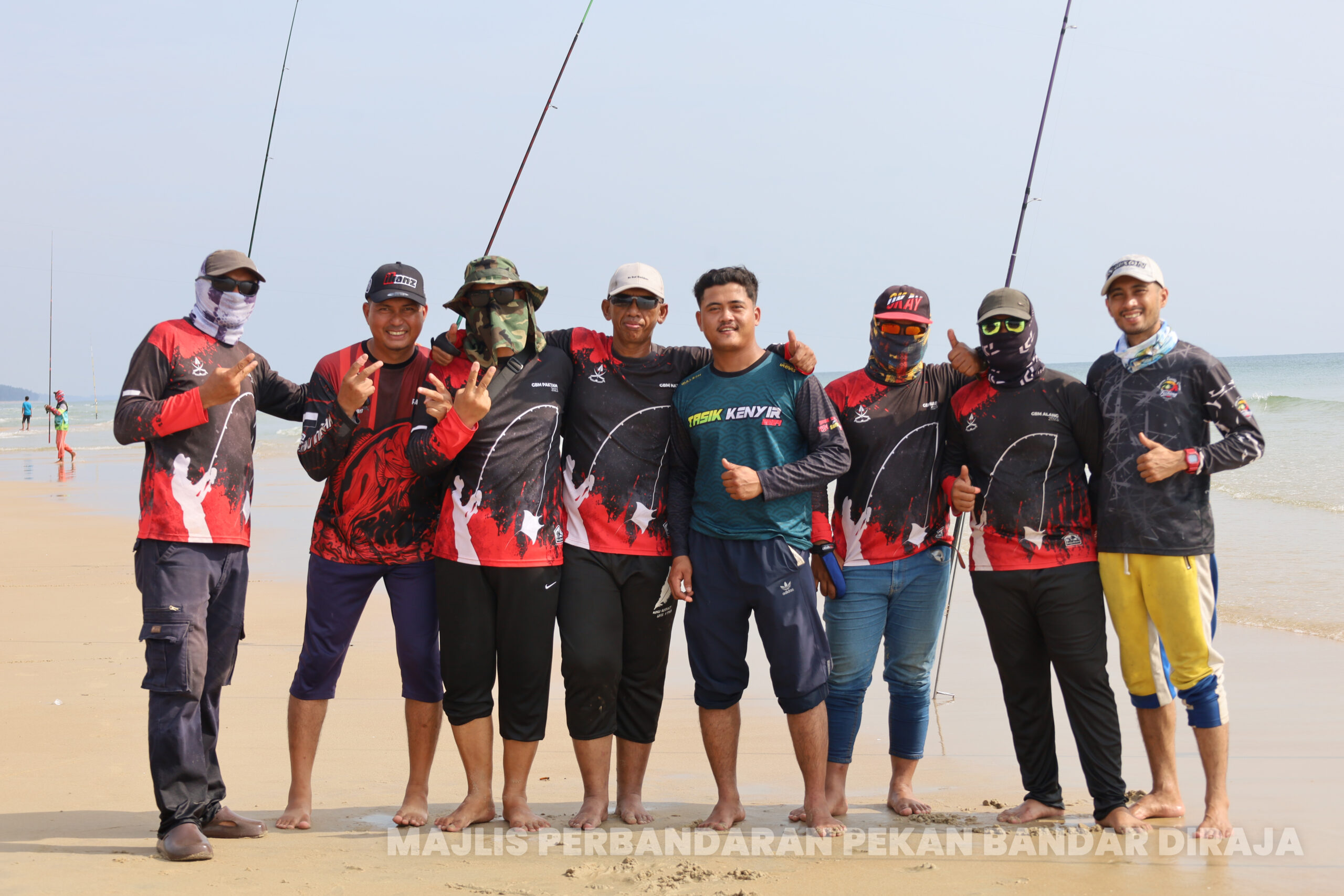 Pertandingan Cabaran Memancing Pantai Lagenda Pekan