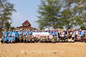 Program Gotong-Royong Pembersihan Pantai Saujana Biru